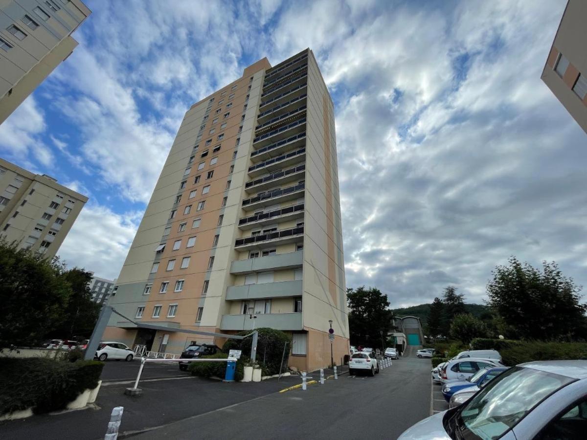 Appartement Meuble Les Domes Du Parc 12eme